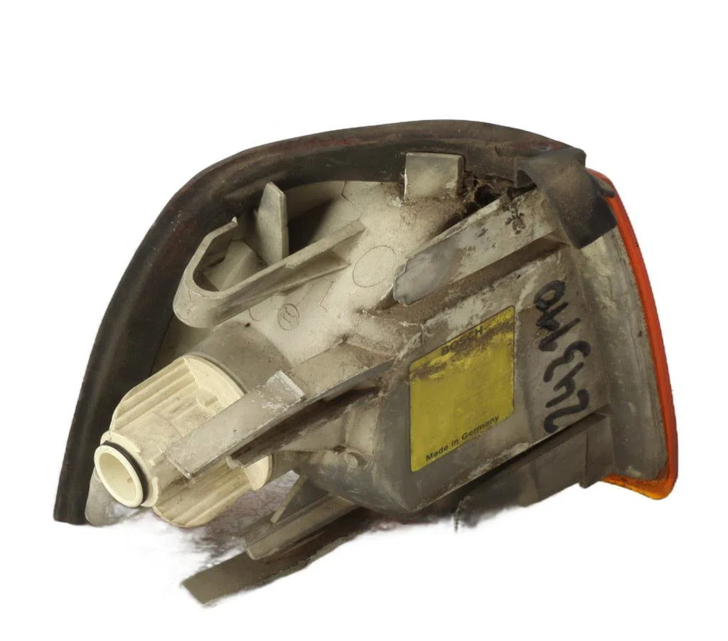 Clignotant gauche Audi 90 B3 (893, 894, 8A2) 2.2 e (1987-1991) occasion — photo 4