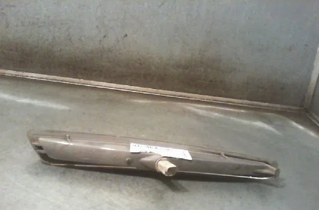 Clignotant gauche Peugeot 807 (EB_) 2.2 hdi (2002) occasion — photo 2