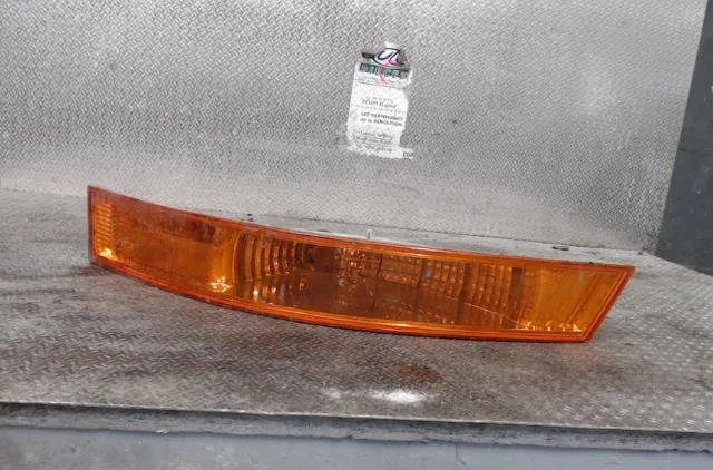 Clignotant gauche Renault MASTER II Camionnette (FD) 2.2 dci 90 (2000) occasion — photo 3