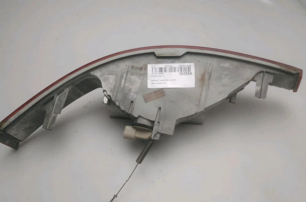 Clignotant gauche Renault MASTER II Camionnette (FD) 2.5 dci (2006-2010) occasion
