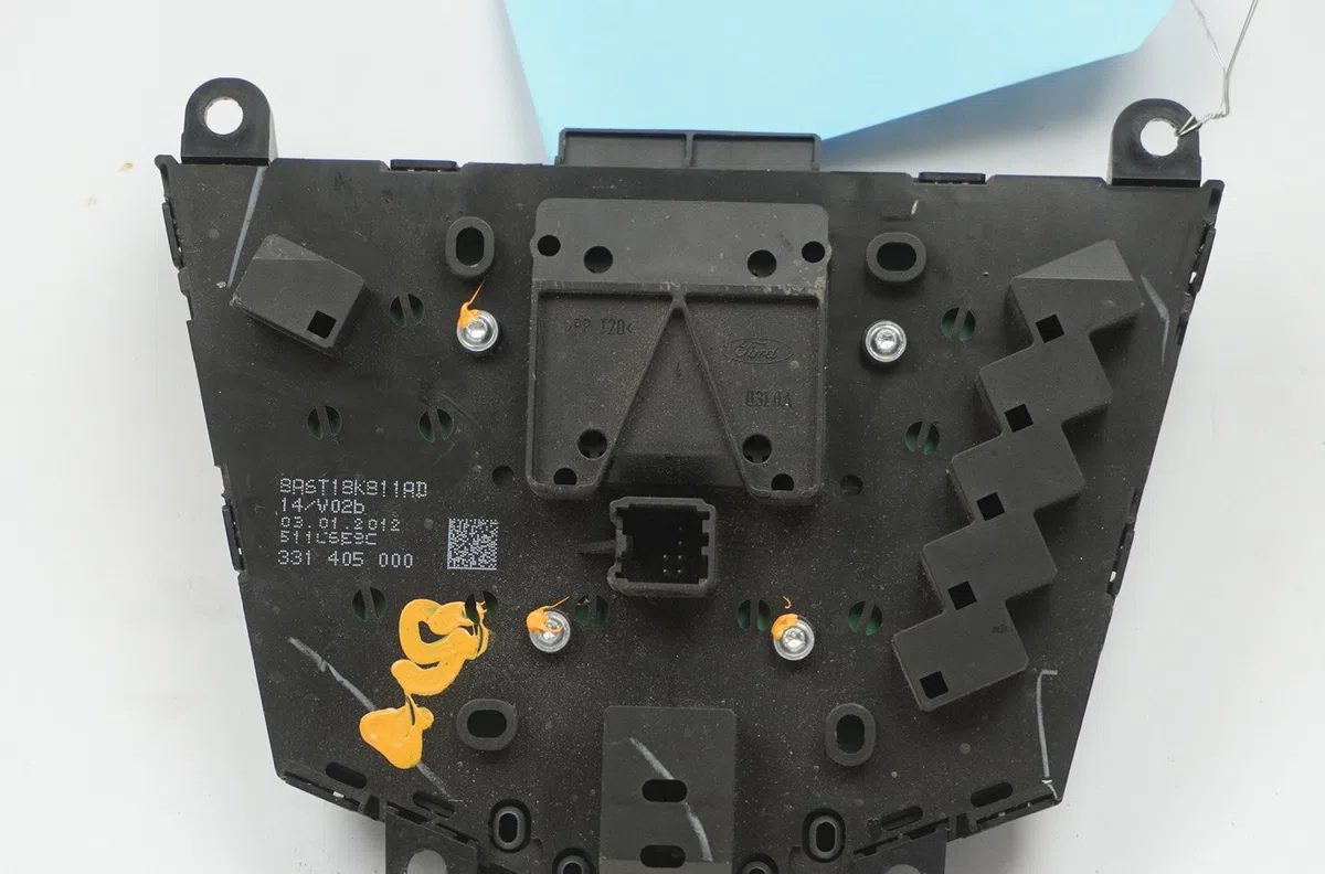 Commande autoradio Ford FIESTA VI (CB1, CCN) 1.6 tdci (2008-2012) occasion — photo 3
