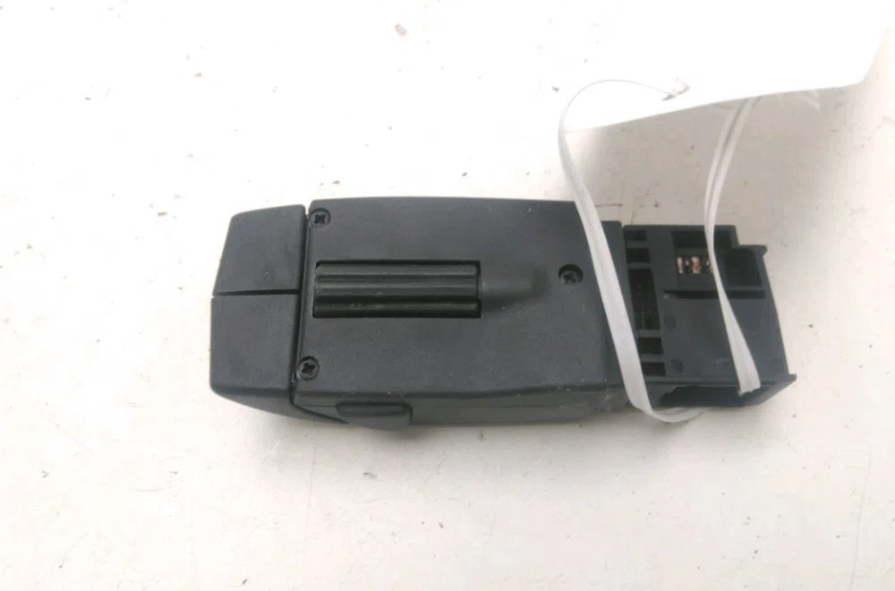 Commande autoradio Renault VEL SATIS (BJ0_) 2.0 dci (bj03, bj0b) (2006) occasion — photo 2