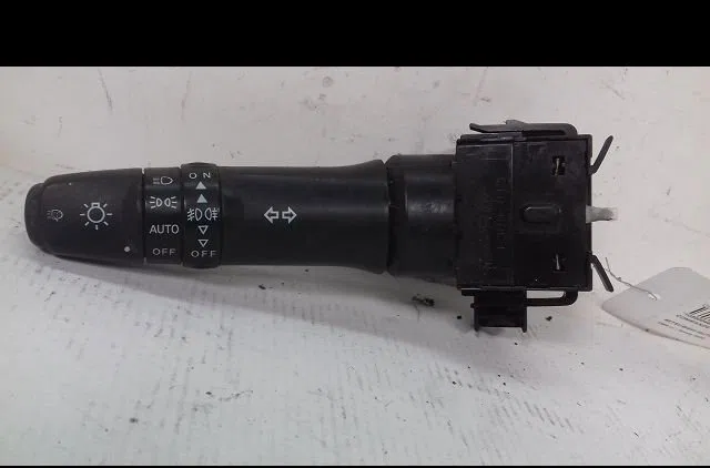 Commande clignotant Mitsubishi OUTLANDER II (CW_W) 2.0 di-d (cw8w) (2007-2012) occasion — photo 4