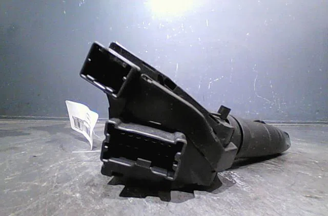 Commande clignotant Nissan ALMERA TINO (V10) 2.2 dci (2000-2006) occasion — photo 2