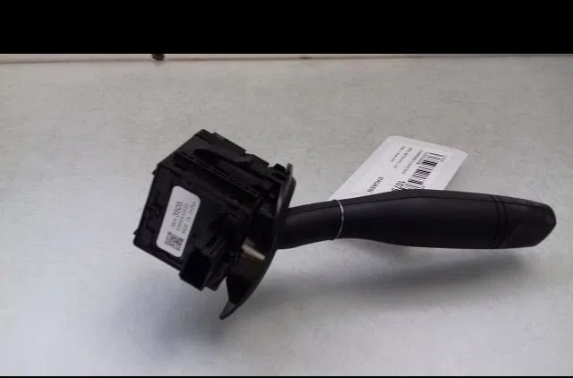 Commande clignotant Opel ASTRA K (B16) 1.6 turbo (68) (2015) occasion — photo 3