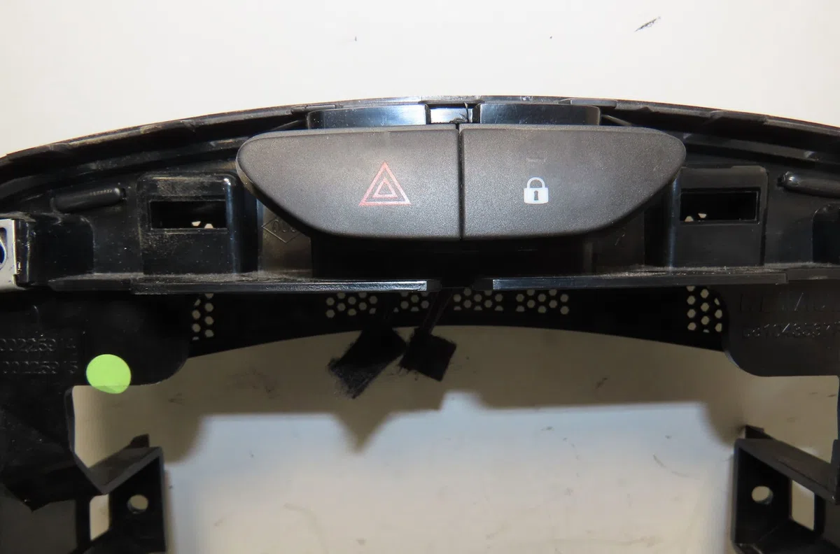 Commande clignotant Renault CLIO IV (BH_) 1.5 dci 90 (2012) 5 portes occasion — photo 2