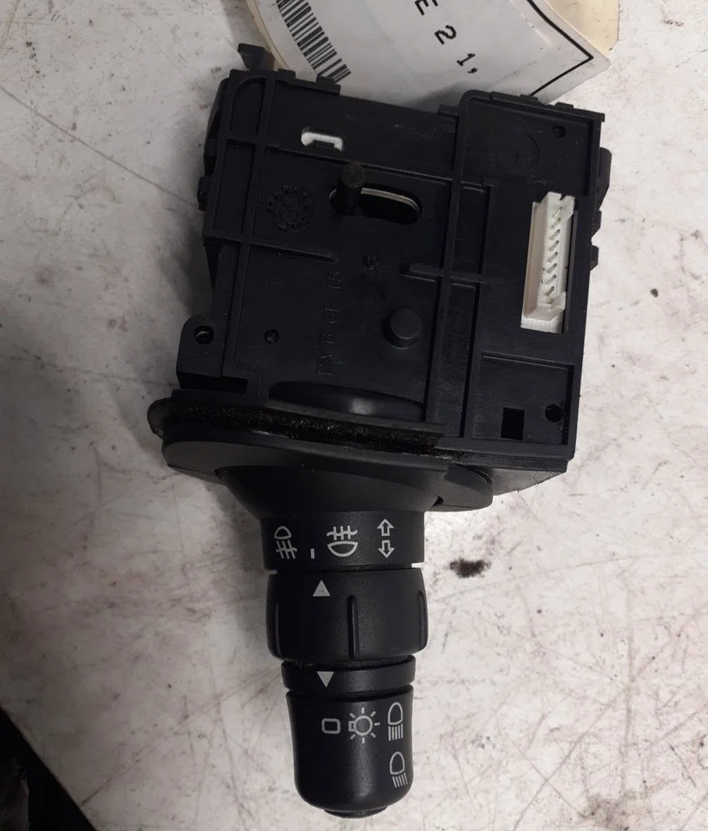 Commande clignotant Renault GRAND SCÉNIC II (JM0-1_) 1.9 dci (jm14) (2004-2008) occasion