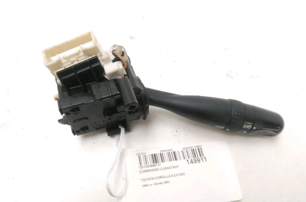 Commande clignotant Toyota COROLLA (_E12_) 2.0 d-4d (cde120r_, cde120l_) (2002-2006) occasion — photo 2