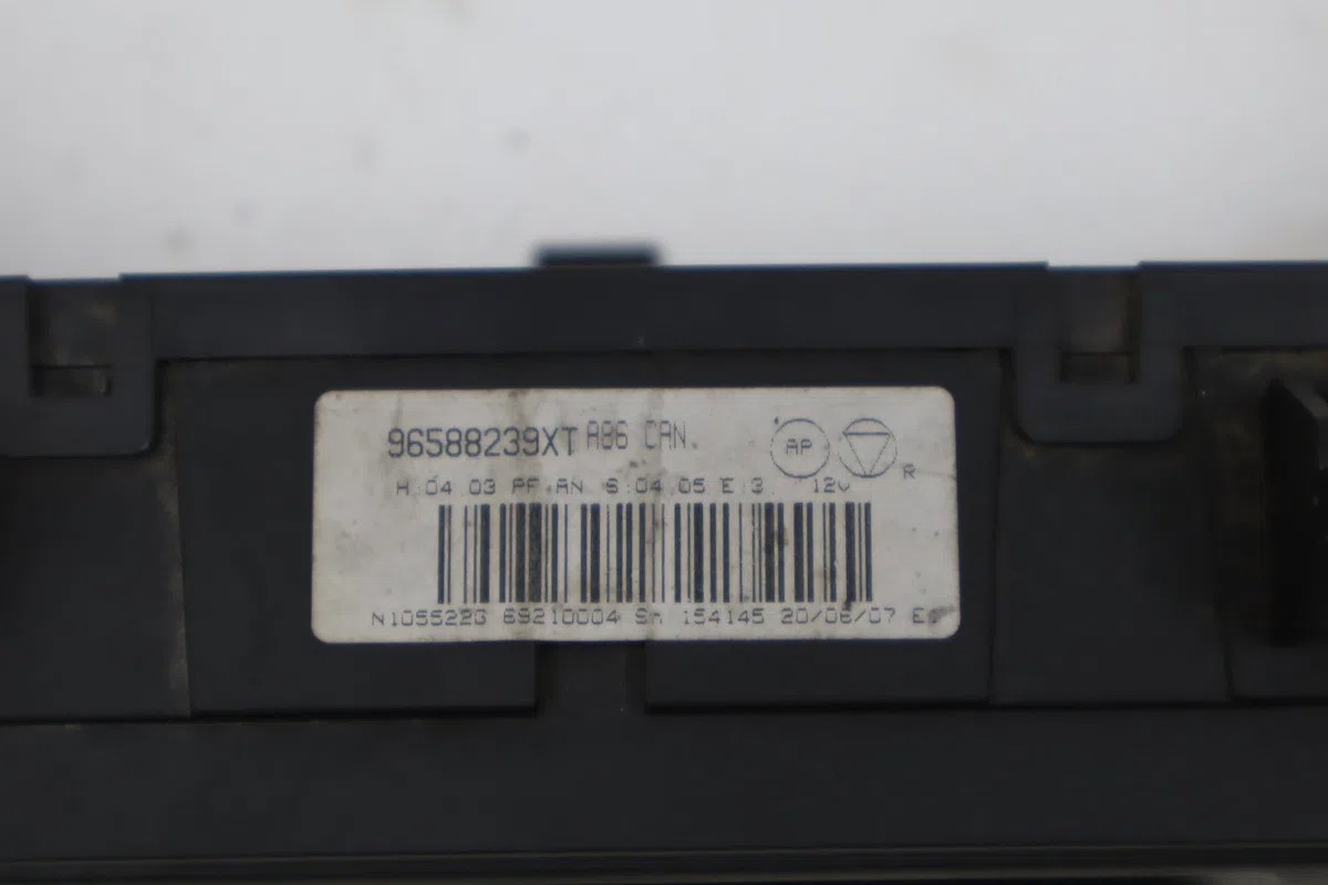 Commande de chauffage Citroën C3 I (FC_, FN_) 1.6 16v hdi (2005) occasion — photo 2