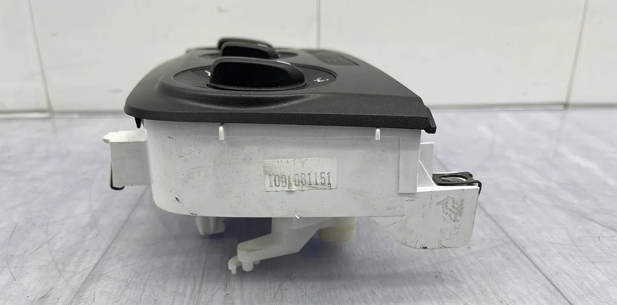 Commande de chauffage FIAT GRANDE PUNTO occasion — photo 2