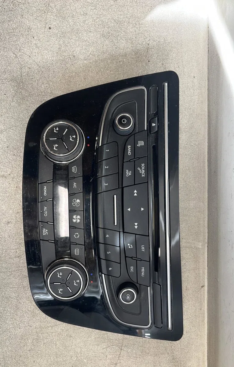 Commande de chauffage Peugeot 508 SW I (8E_) 2.0 hdi (2010-2018) occasion — photo 2