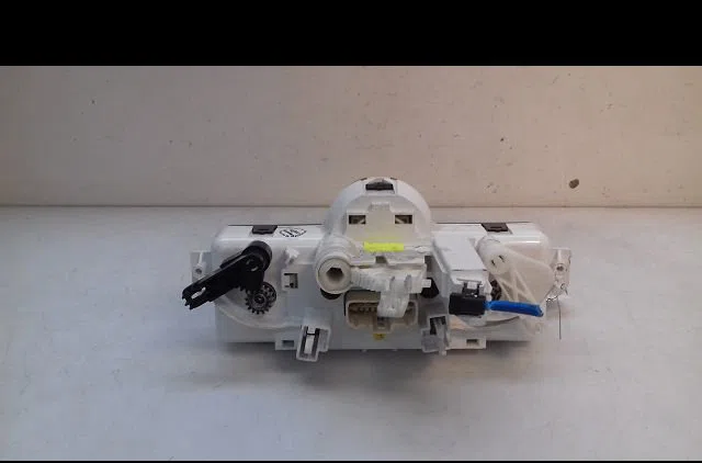 Commande de chauffage Renault CLIO III (BR0-1, CR0-1) 1.5 dci (br17, cr17) (2005-2012) 5 portes occasion — photo 3