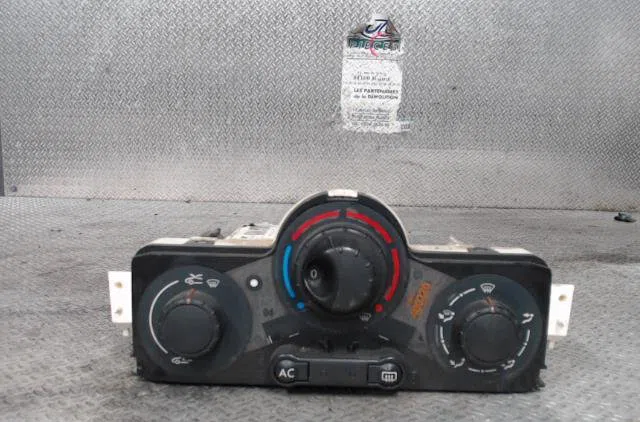 Commande de chauffage RENAULT MEGANE 2  MEGANE 2 PHASE 1 occasion — photo 2