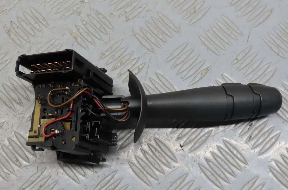 Commande eclairage Renault LAGUNA II (BG0-1_) 1.9 dci (bg08, bg0g) (2001-2007) occasion — photo 2