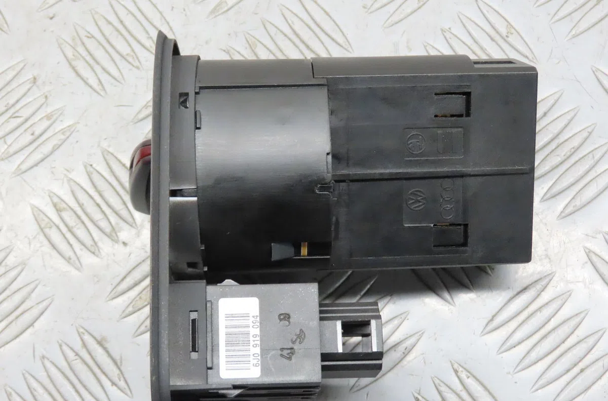 Commande eclairage Seat IBIZA IV SC (6J1, 6P5) 1.4 tdi (2008-2010) occasion — photo 3