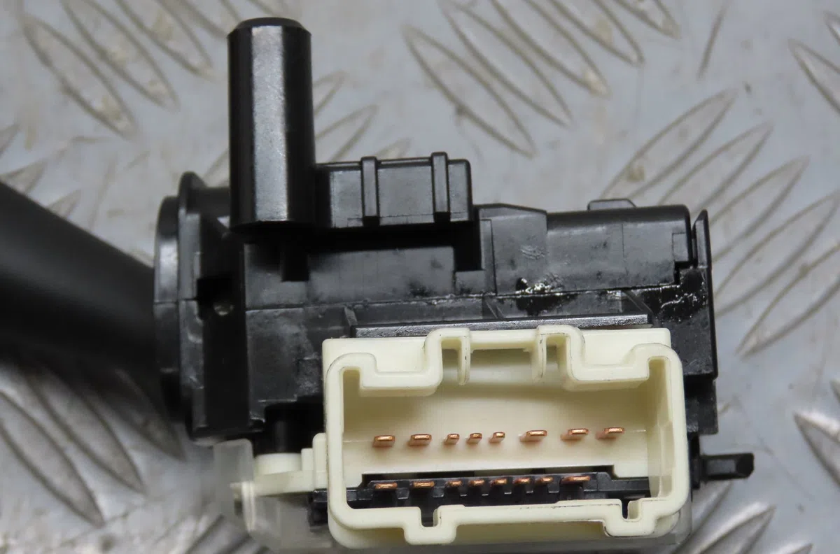 Commande eclairage Toyota COROLLA Verso (ZER_, ZZE12_, R1_) 1.6 (znr10_) (2004-2009) occasion — photo 4
