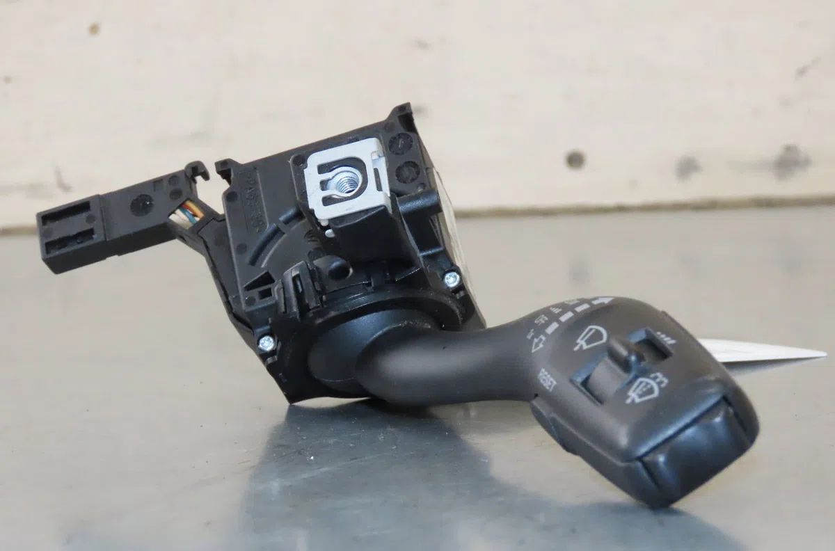 Commande essuie glace Audi TT (8J3) 2.0 tfsi quattro (2010-2014) occasion — photo 4