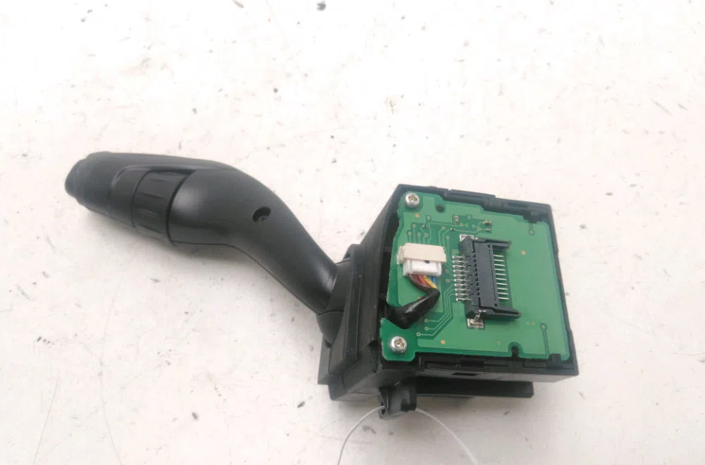 Commande essuie glace Ford GRAND C-MAX (DXA-CB7, DXA-CEU) 1.6 tdci (2010-2019) occasion — photo 2
