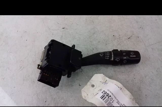 Commande essuie glace Kia SORENTO I (JC) 2.5 crdi (2006-2011) occasion — photo 3