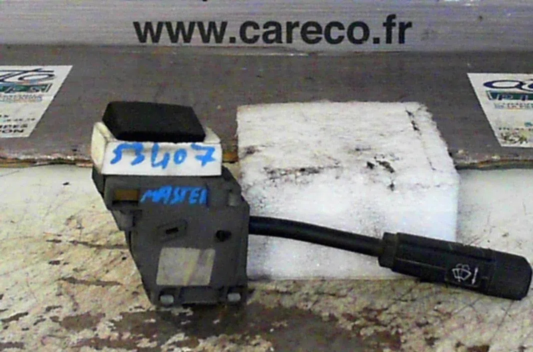 Commande essuie glace Renault MASTER I Camionnette (T__) 28-35 2,5 d (1989-1998) occasion — photo 2