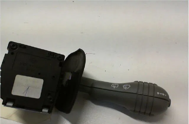 Commande essuie glace RENAULT TWINGO I Phase 3 08-2000--06-2007 1.2i 16v occasion — photo 2