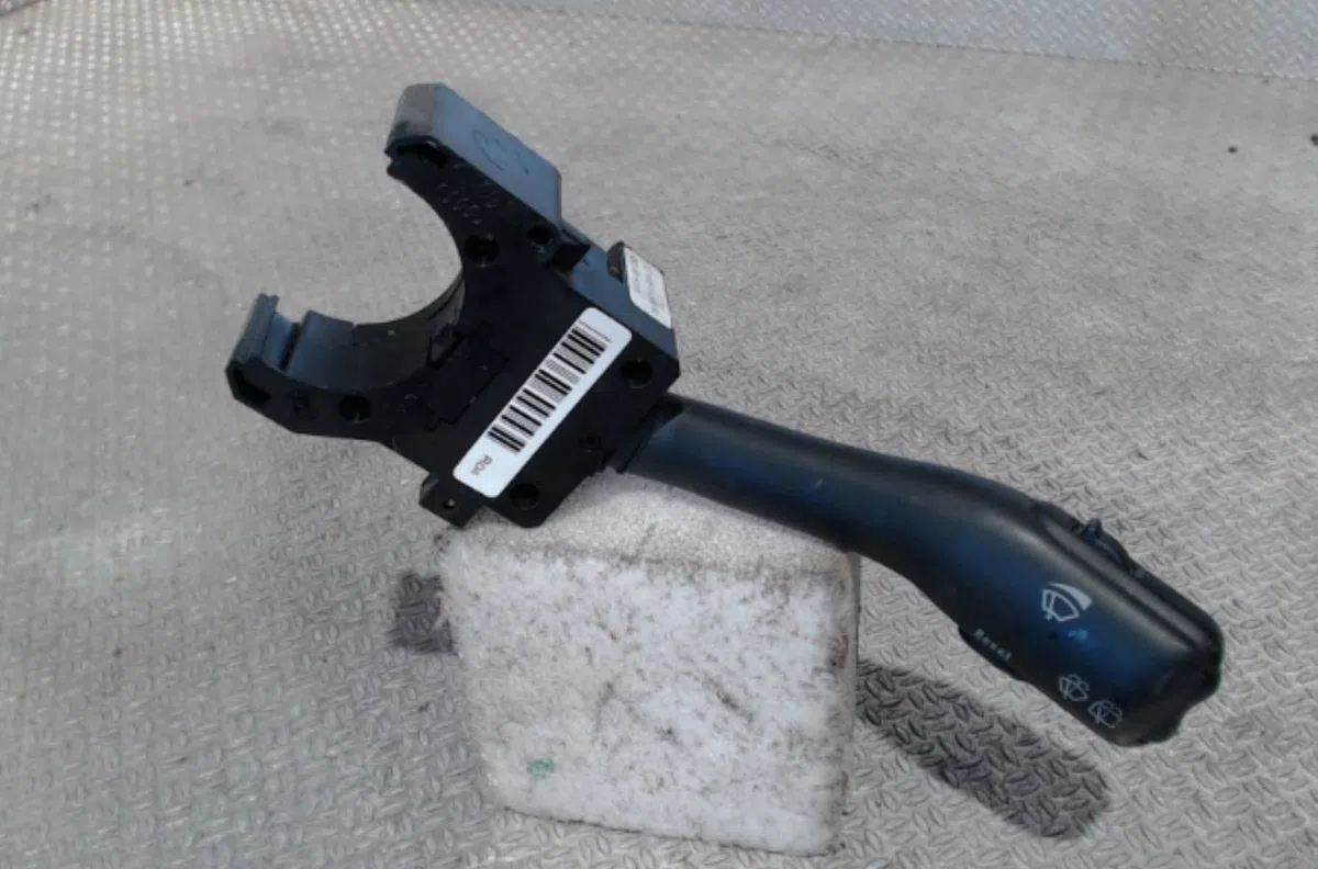 Commande essuie glace Seat LEON (1M1) 1.9 tdi (1999-2006) occasion — photo 2