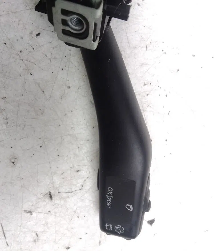 Commande essuie glace VOLKSWAGEN TOURAN I 2007 occasion — photo 2