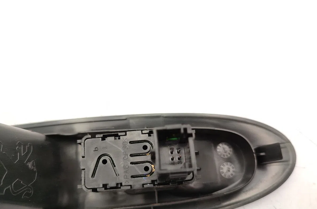 Commande leve-glace porte arrière droite CITROEN C4 2 PHASE 1 occasion — photo 3