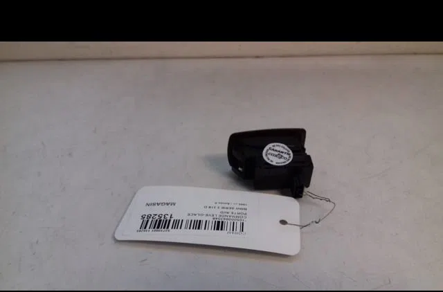 Commande lève-glace porte avant droite Bmw 3 (E90) 318 d (2007-2011) occasion