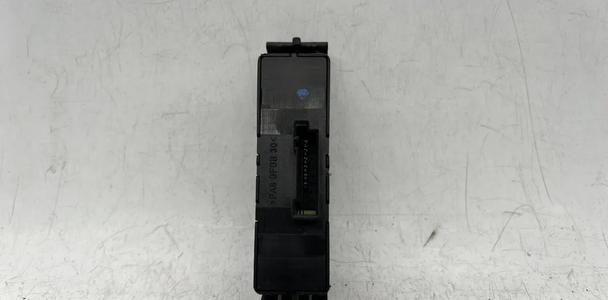Commande lève-glace porte avant droite BMW SERIE 3 E46 PHASE 1 occasion — photo 3