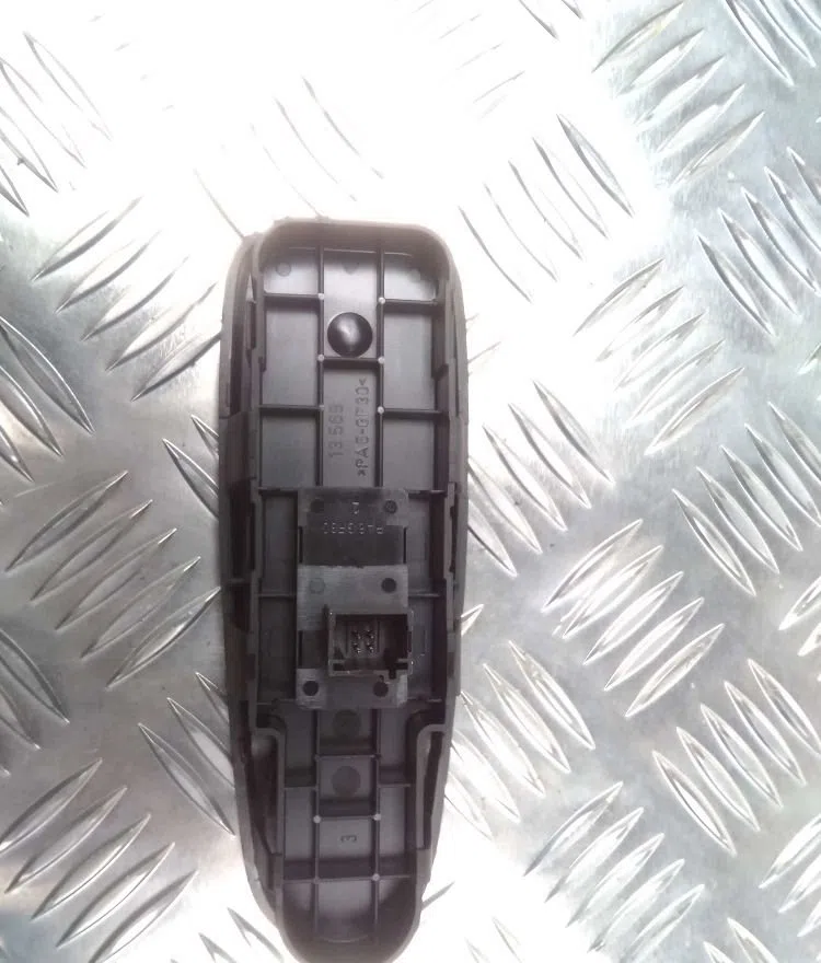 Commande lève-glace porte avant droite CITROEN C4 PICASSO I 2007 occasion — photo 2