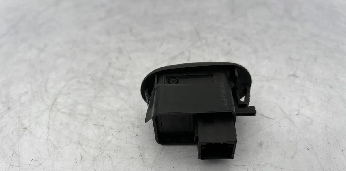Commande lève-glace porte avant gauche CITROEN C3 1 PHASE 2 occasion — photo 4
