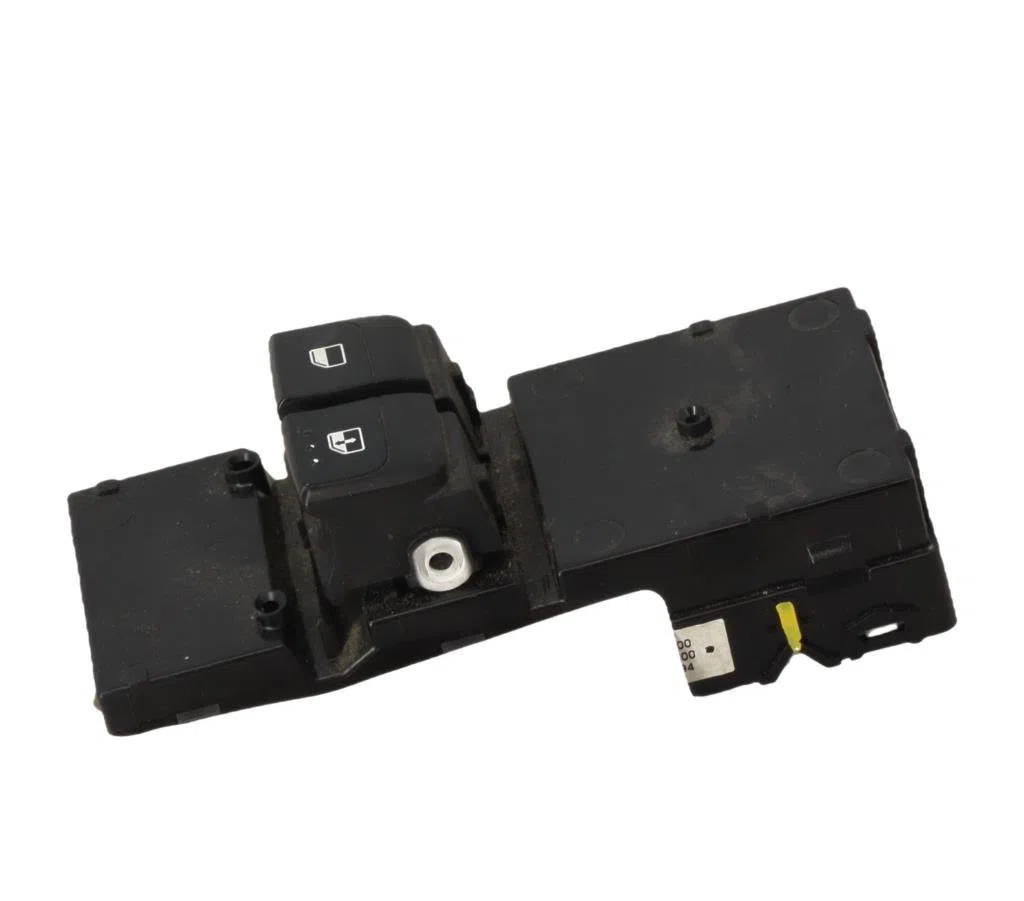 Commande lève-glace porte avant gauche KIA RIO 4 PHASE 1 occasion — photo 4