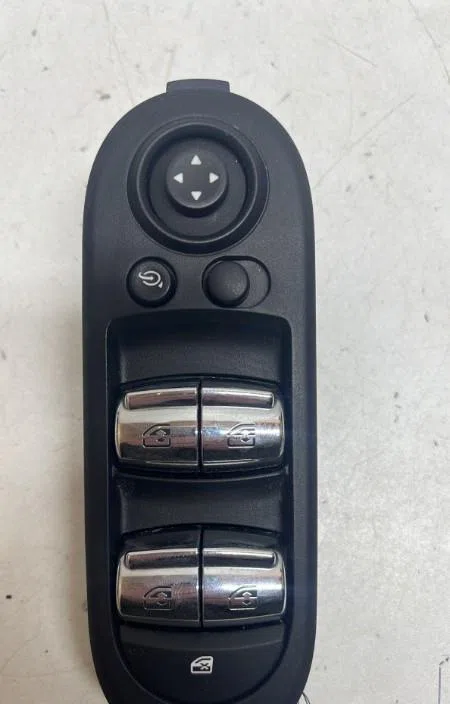 Commande lève-glace porte avant gauche Mini MINI (F55) Cooper sd (2013) occasion