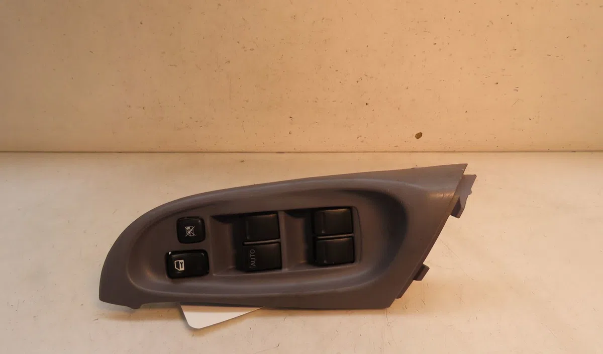 Commande lève-glace porte avant gauche NISSAN ALMERA 2002 occasion — photo 3