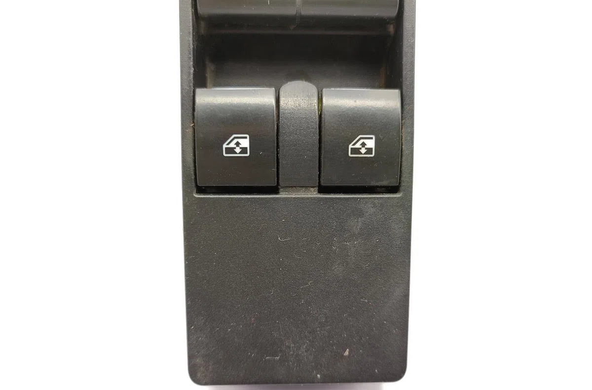 Commande lève-glace porte avant gauche OPEL ZAFIRA B PHASE 1 occasion — photo 3
