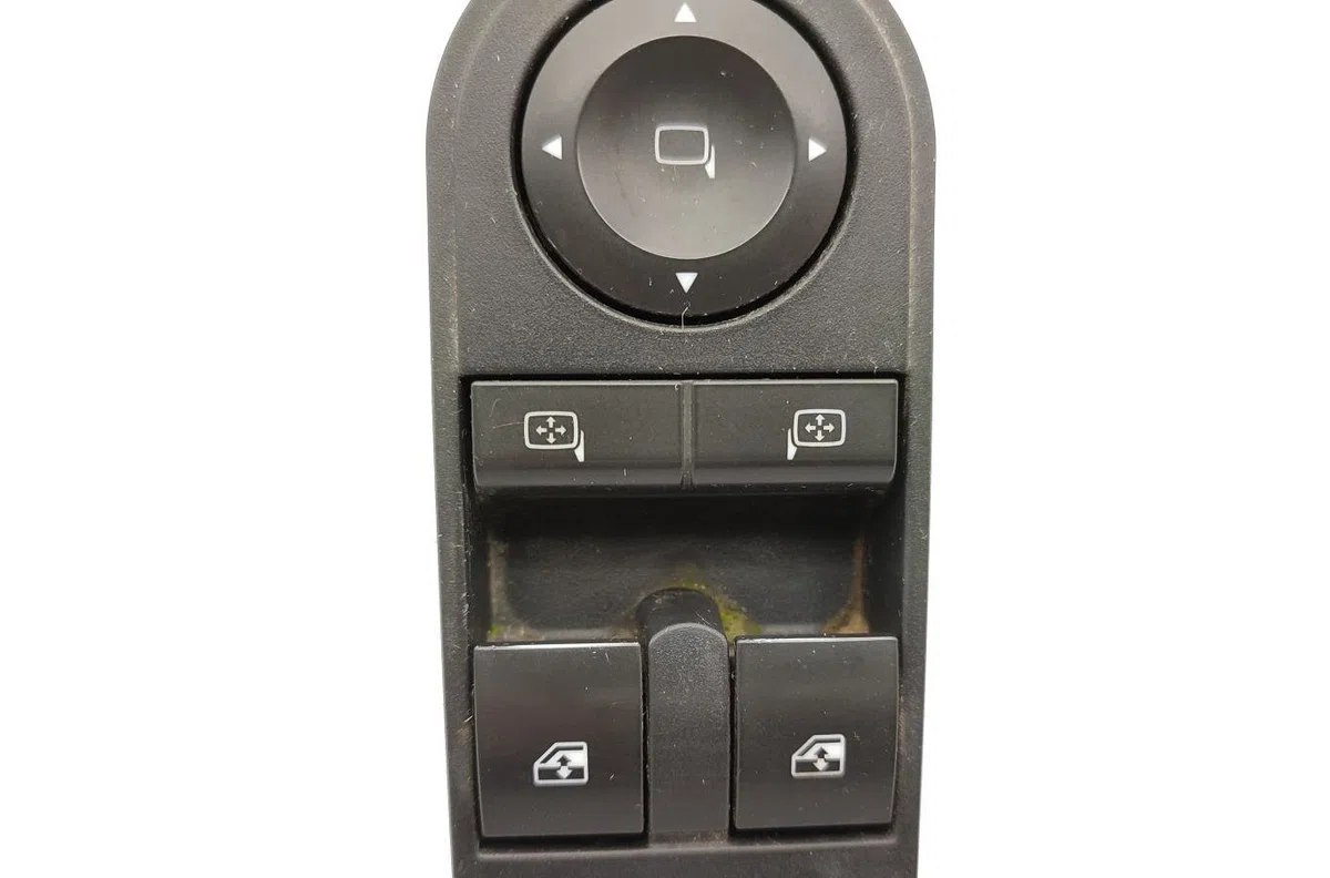 Commande lève-glace porte avant gauche OPEL ZAFIRA B PHASE 1 occasion — photo 4