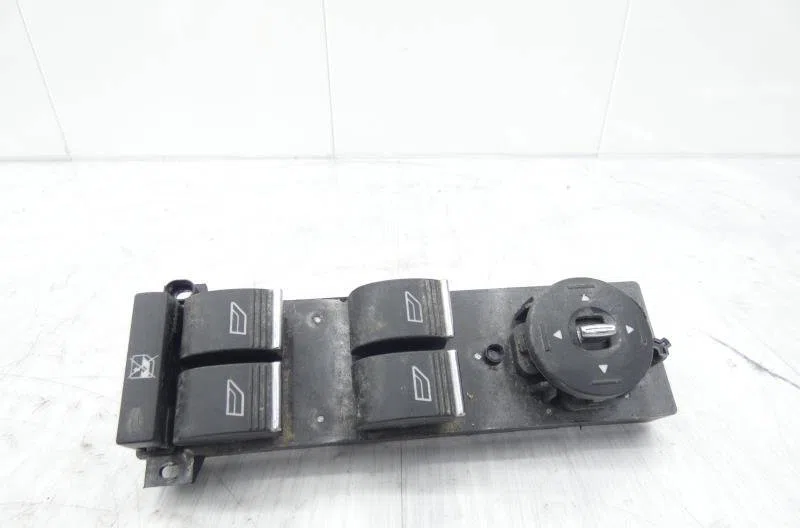 Commande lève-glace porte avant gauche RENAULT LAGUNA 2 PHASE 2 occasion — photo 2