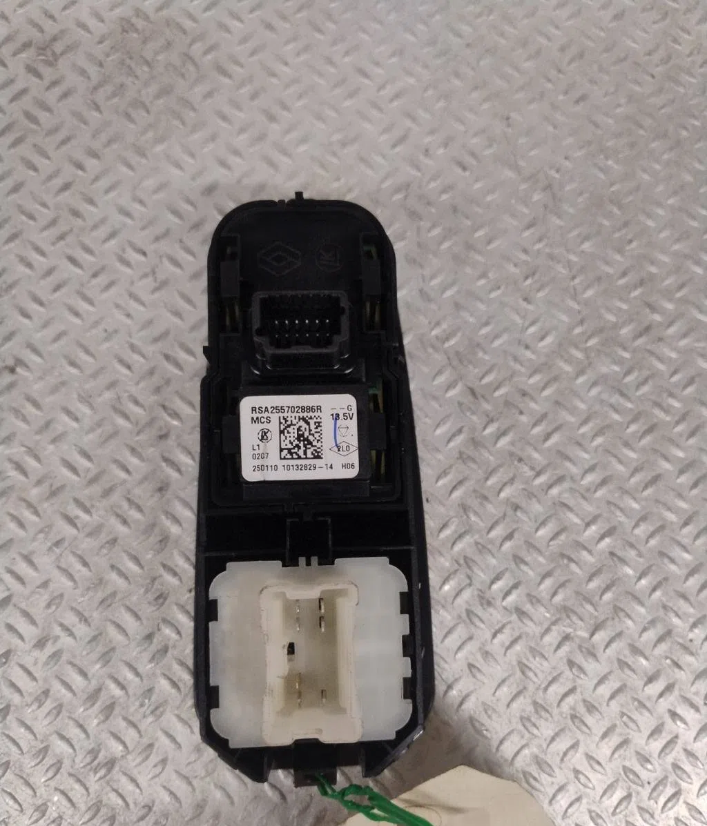 Commande lève-glace porte avant gauche RENAULT TRAFIC 3  TRAFIC 3 LONG PHASE 2 occasion — photo 2