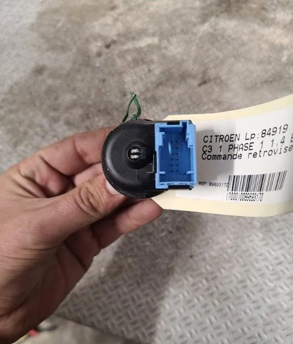 Commande rétroviseurs extérieures électriques CITROEN C3 1  C3 1 PHASE 1 occasion — photo 2
