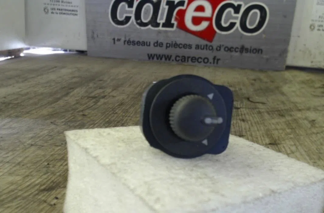 Commande rétroviseurs extérieures électriques PEUGEOT BIPPER  BIPPER occasion — photo 2