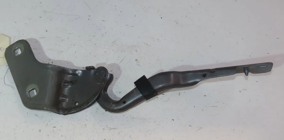 Compas d capot RENAULT CLIO III  1.5 DCI 85ch occasion — photo 2