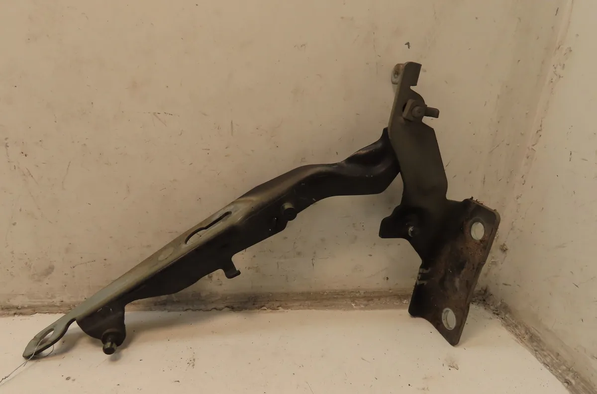 Compas g capot Volvo V60 I (155) D4 (2013-2015) occasion