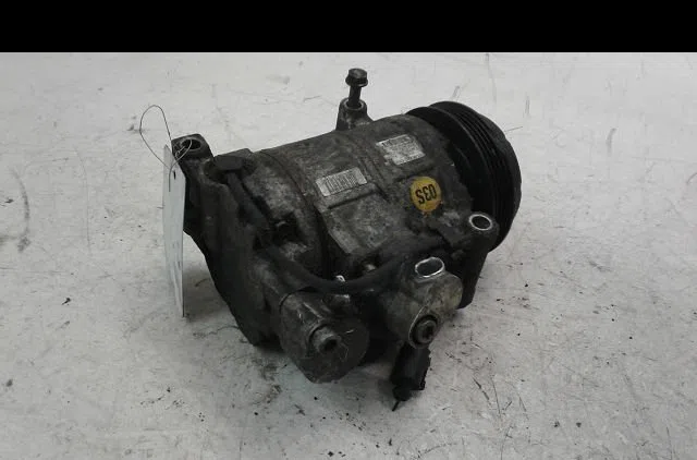 Compresseur air conditionne Audi A4 B6 Décapotable (8H7) 2.5 tdi (2002-2005) occasion — photo 2