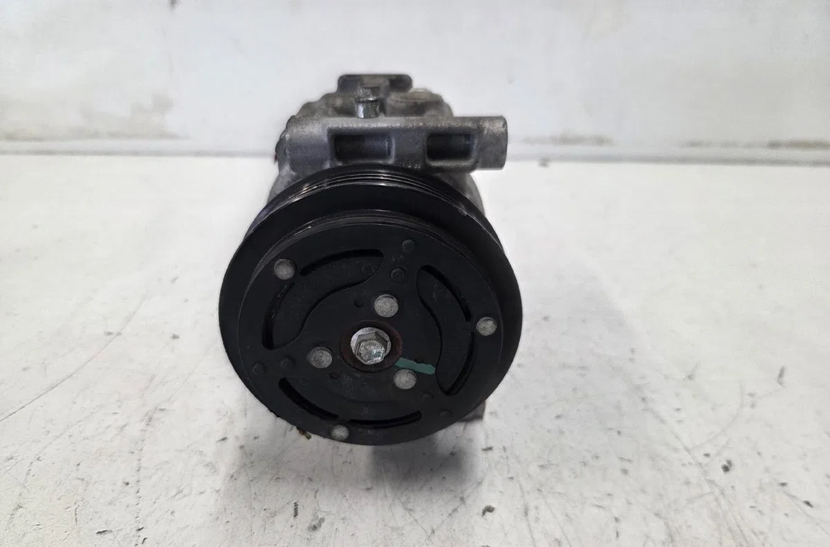 Compresseur air conditionne FIAT 500 2 CABRIO PHASE 2 occasion — photo 2