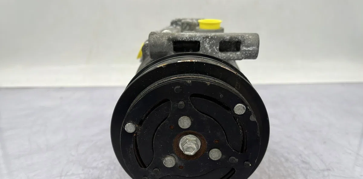 Compresseur air conditionne FIAT PANDA 3 PHASE 1 occasion — photo 2