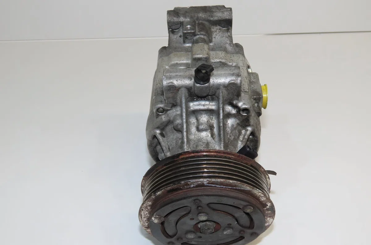 Compresseur air conditionne Ford KA (RU8) 1.3 tdci (2008-2016) occasion — photo 2