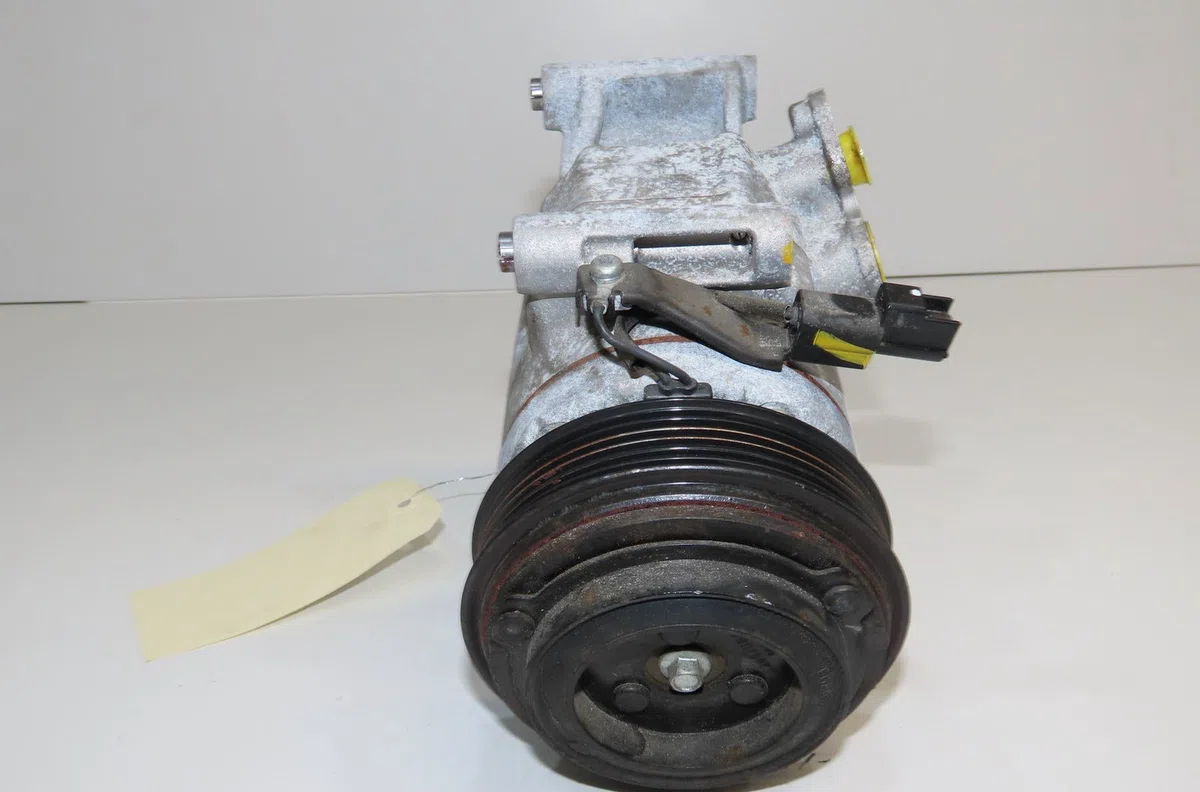 Compresseur air conditionne Mazda 3 (BM, BN) 2.0 (2013-2019) occasion — photo 2