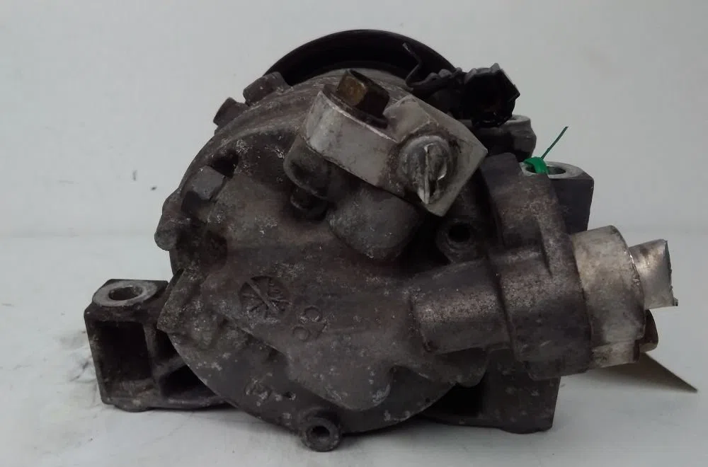 Compresseur air conditionne NISSAN ALMERA 2000 occasion — photo 2