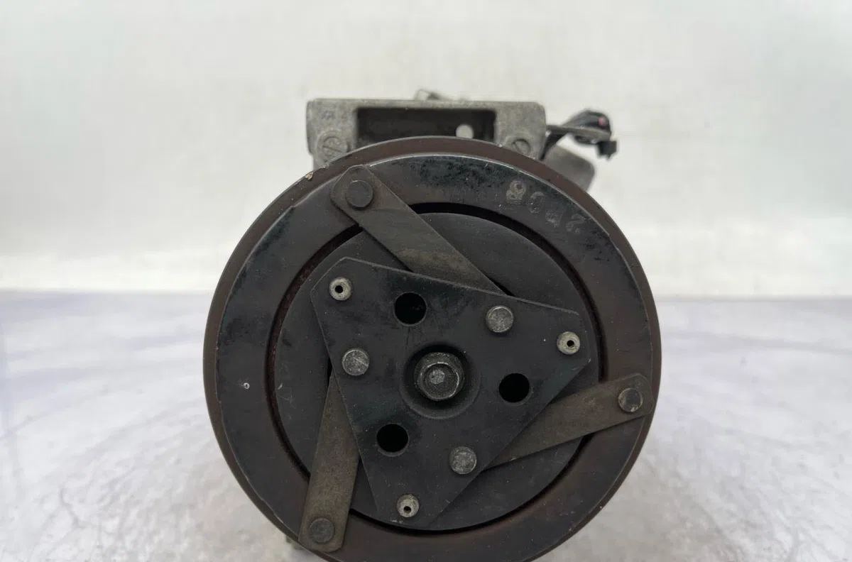 Compresseur air conditionne NISSAN QASHQAI 1 PHASE 2 occasion — photo 3